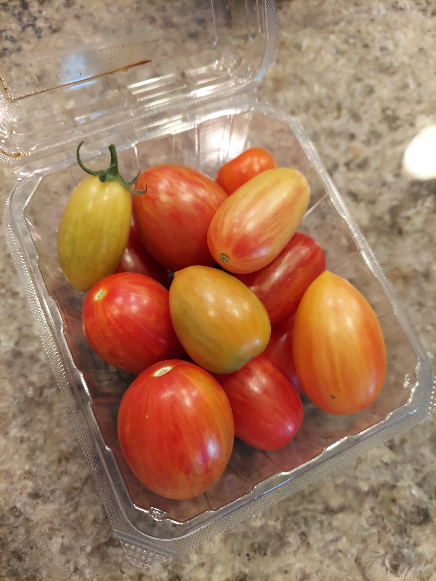 Organic Cherry Tomatoes Mix